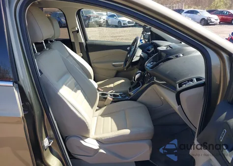 2014 Ford Escape Titanium из США, поврежденный, VIN 1FMCU0JX3EUB20755